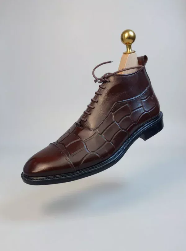 Men's dark brown handcrafted leather crocodile embossed boots by Royal Moccs.